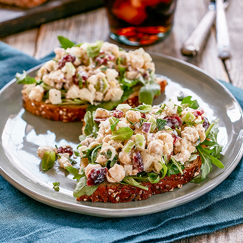 Chickpea salad sandwich